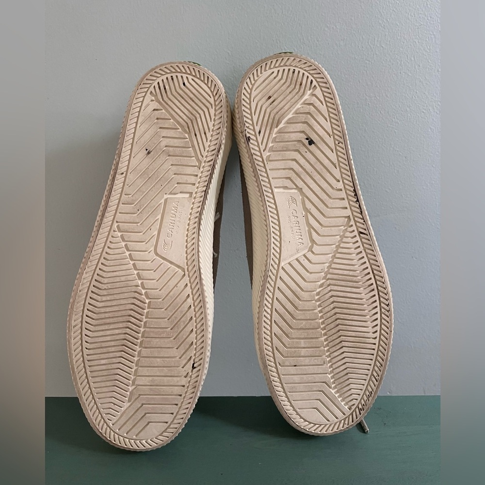 Cariuma low OCA suede sneakers in cloud grey women’s 7 / 7.5 - Picture 7 of 10
